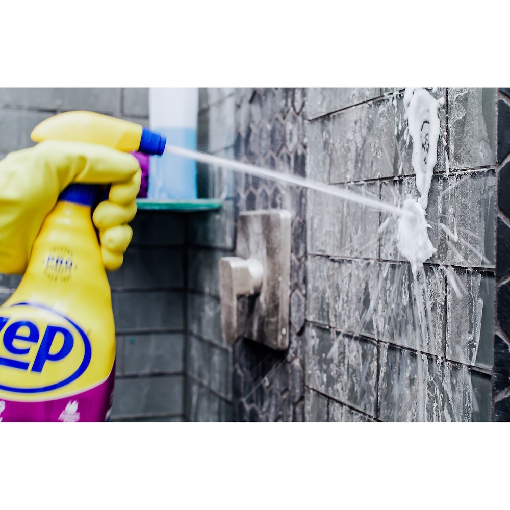 Zep Power Foam Tub & Tile Cleaner
