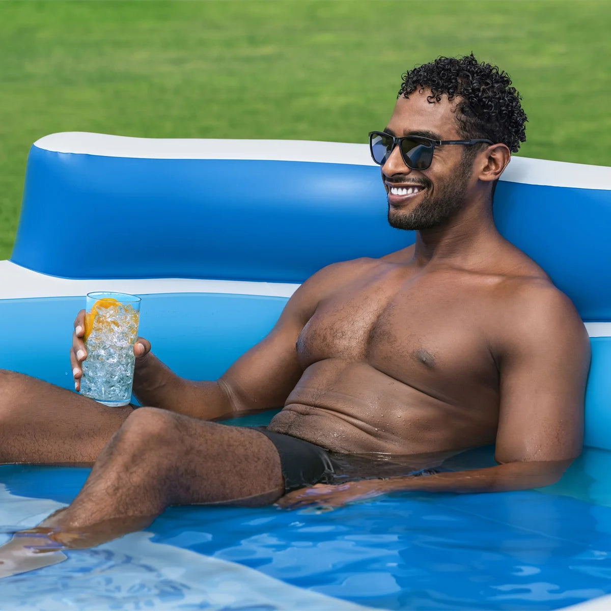 H2OGO! Family Lounge Pool