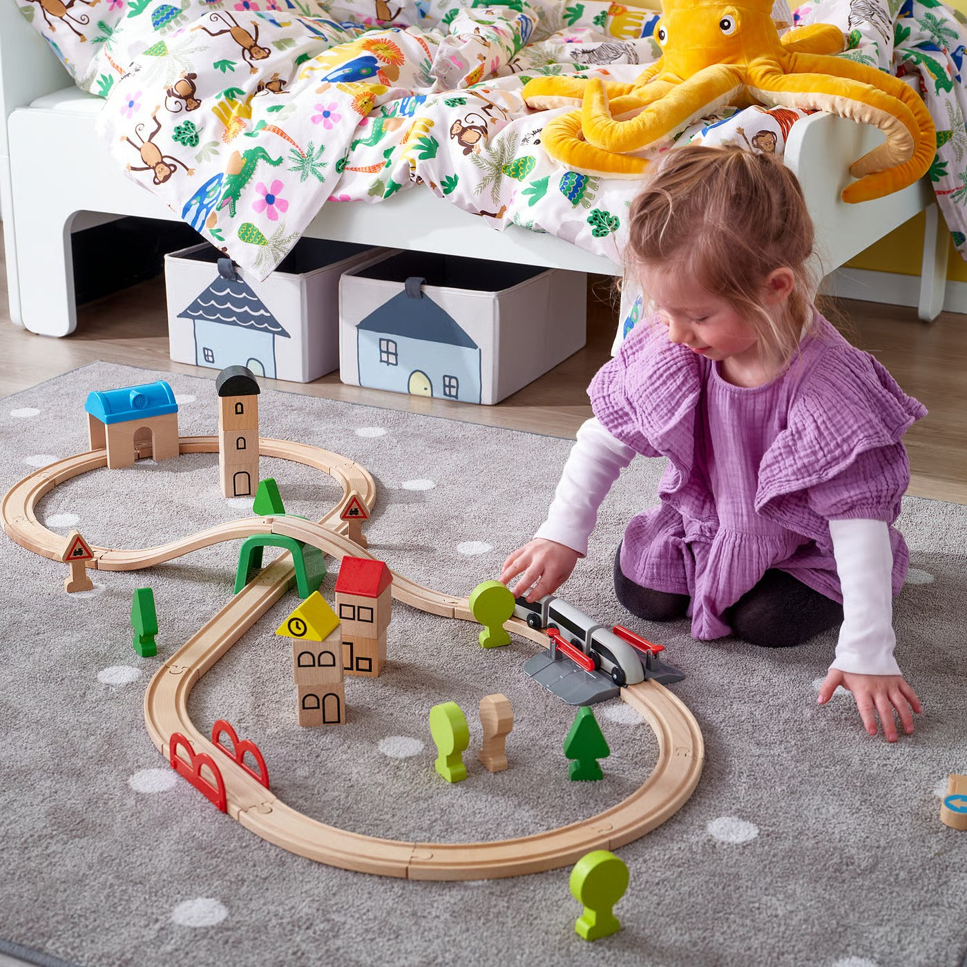 (45-piece) IKEA LILLABO  train set with track