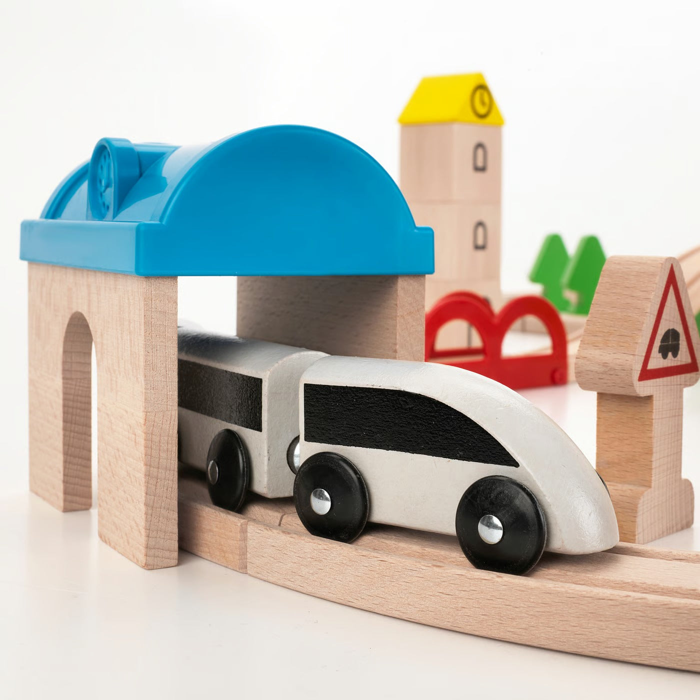 (45-piece) IKEA LILLABO  train set with track