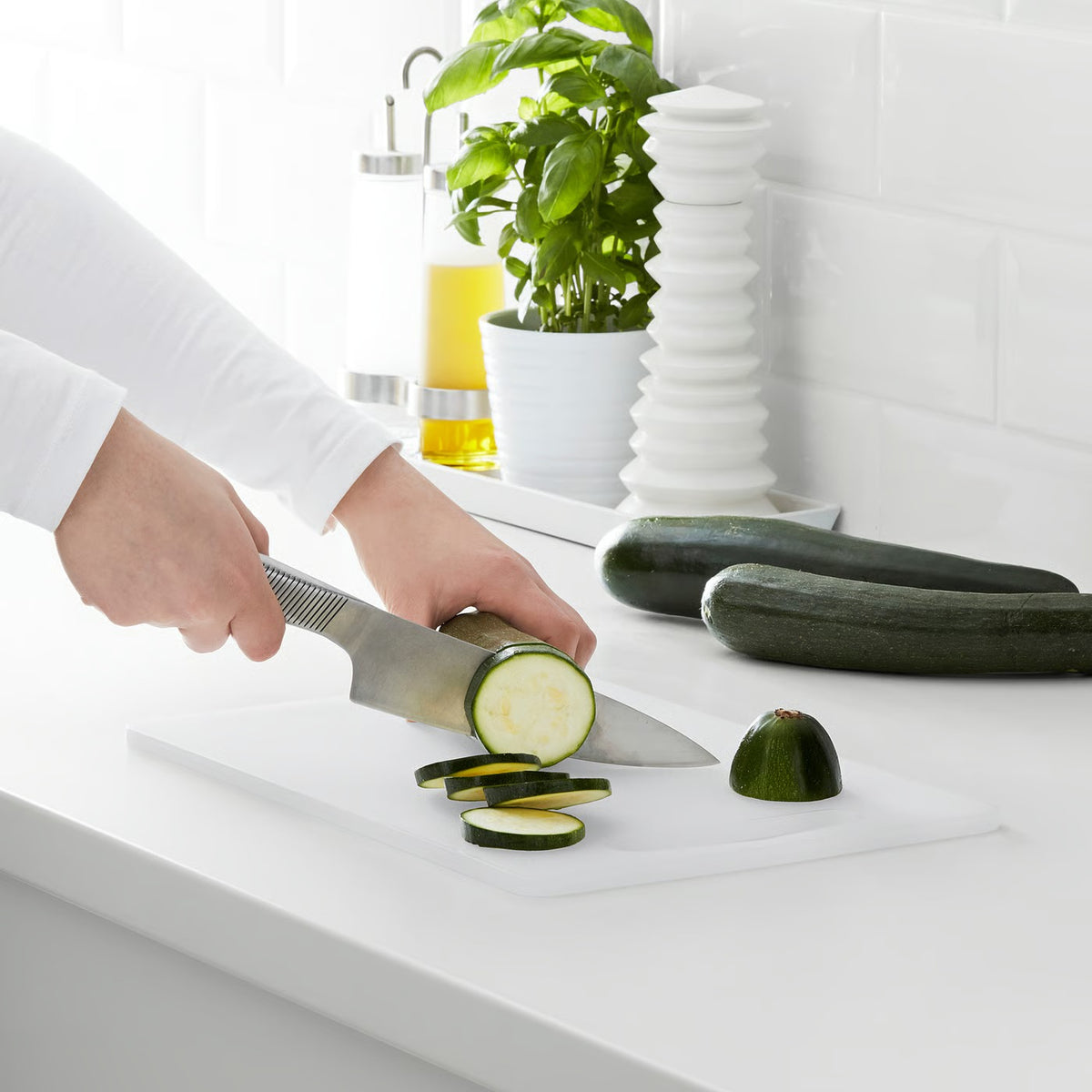 (2 Pack) IKEA LEGITIM White Plastic Chopping Boards,Lightweight Kitchen Cutting Boards with Easy-Grip Handle, Food Preparation Boards for Vegetables, Fruits, Meat & Everyday Cooking