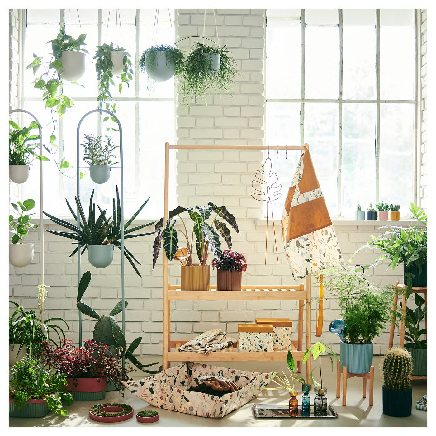 IKEA DAKSJUS Plant stand, bamboo, 60 cm (23 ½ ")