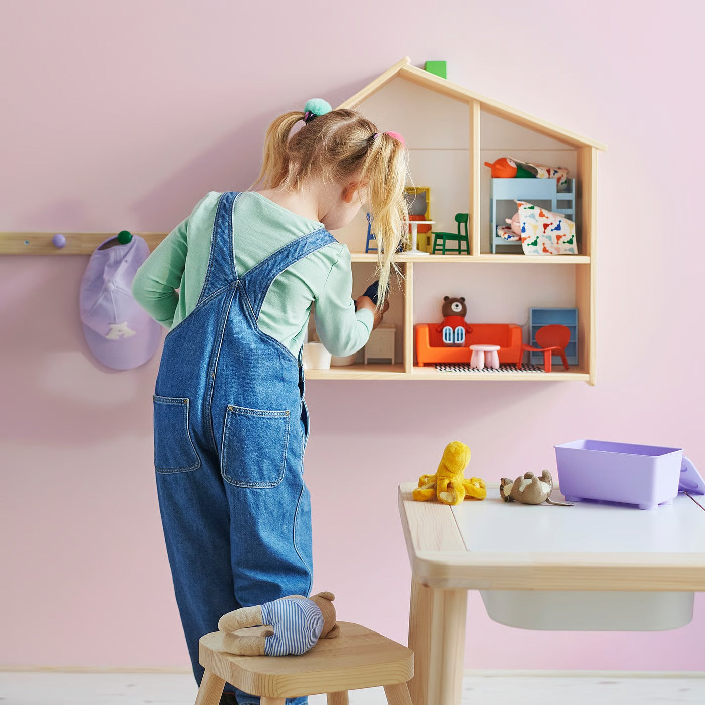IKEA FLISAT Doll house/wall shelf