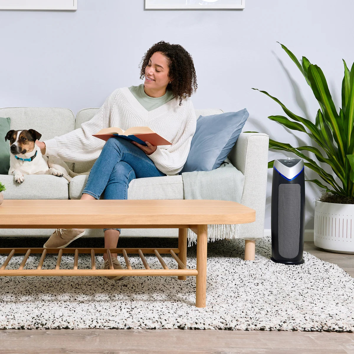 GermGuardian 55.8 cm (22 in.) 4-in-1 UV-C Tower Air Purifier 2-pack with BONUS Filters