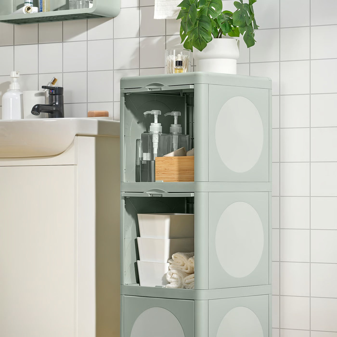 IKEA IVOSJON Cabinet with doors, 33x34x99 cm (13x13 3/8x39 ") - Green
