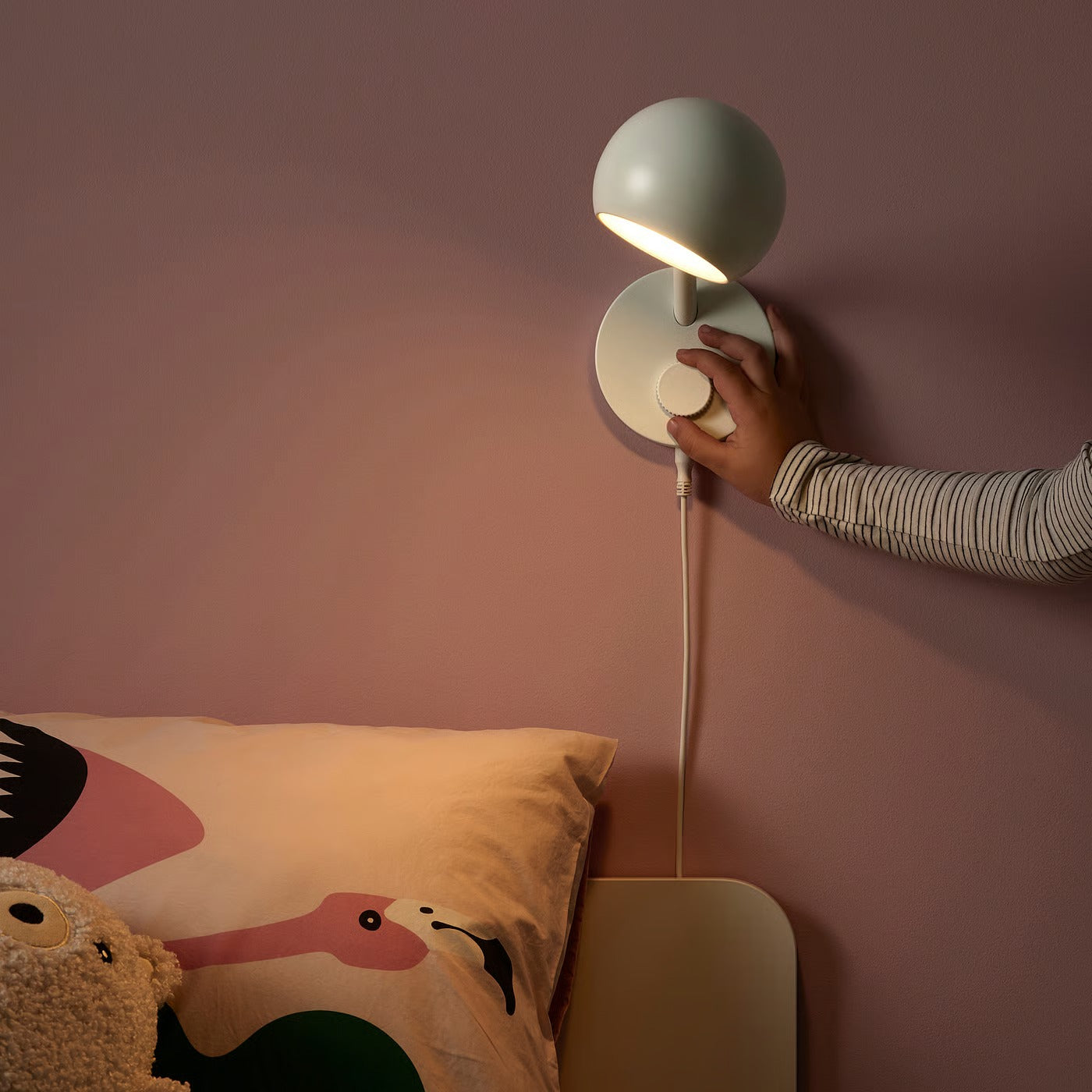 IKEA KORVSNÖRE LED wall lamp, dimmable/white