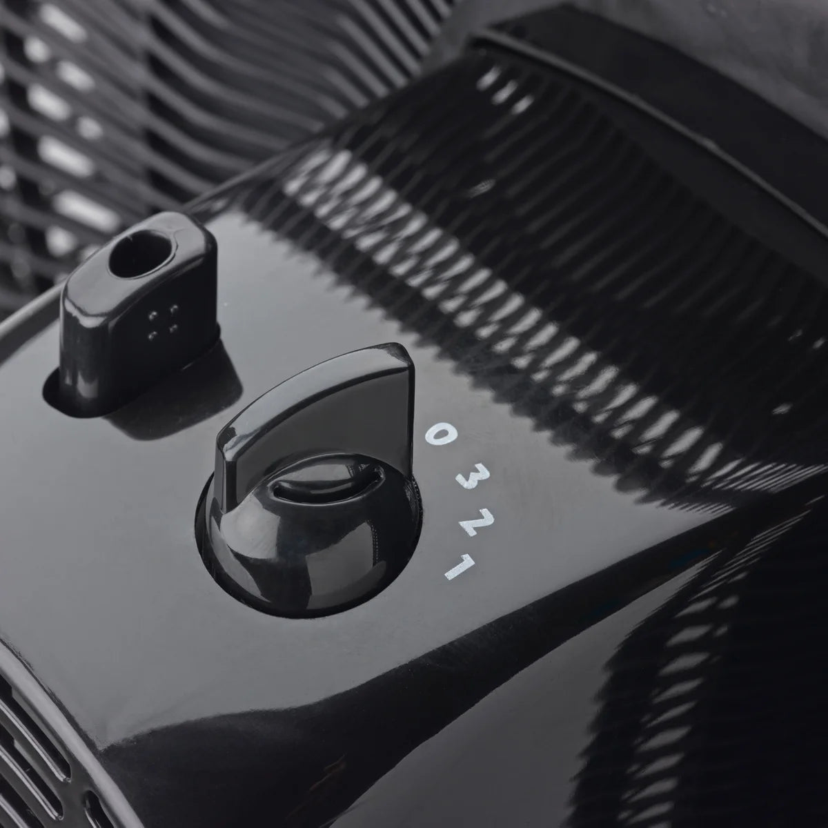 Lasko Oscillating Stand Fan 40.6 cm (16 in.), 2-pack