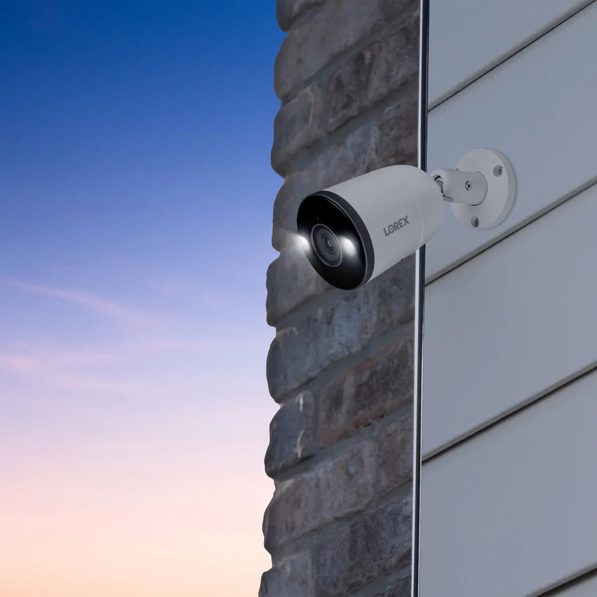 Lorex Fusion 4K 16-Channel 1TB NVR Wired System with 4 Smart Deterrence Cameras