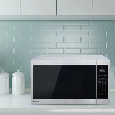 Panasonic 1.3 cuft Inverter Microwave - White