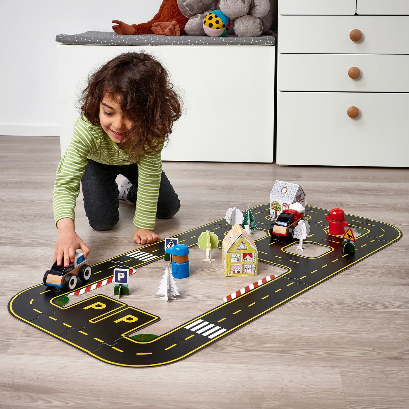 (23 Piece) IKEA RAVUNGE  Kids Car Track Set with Road Pieces & Traffic Signs