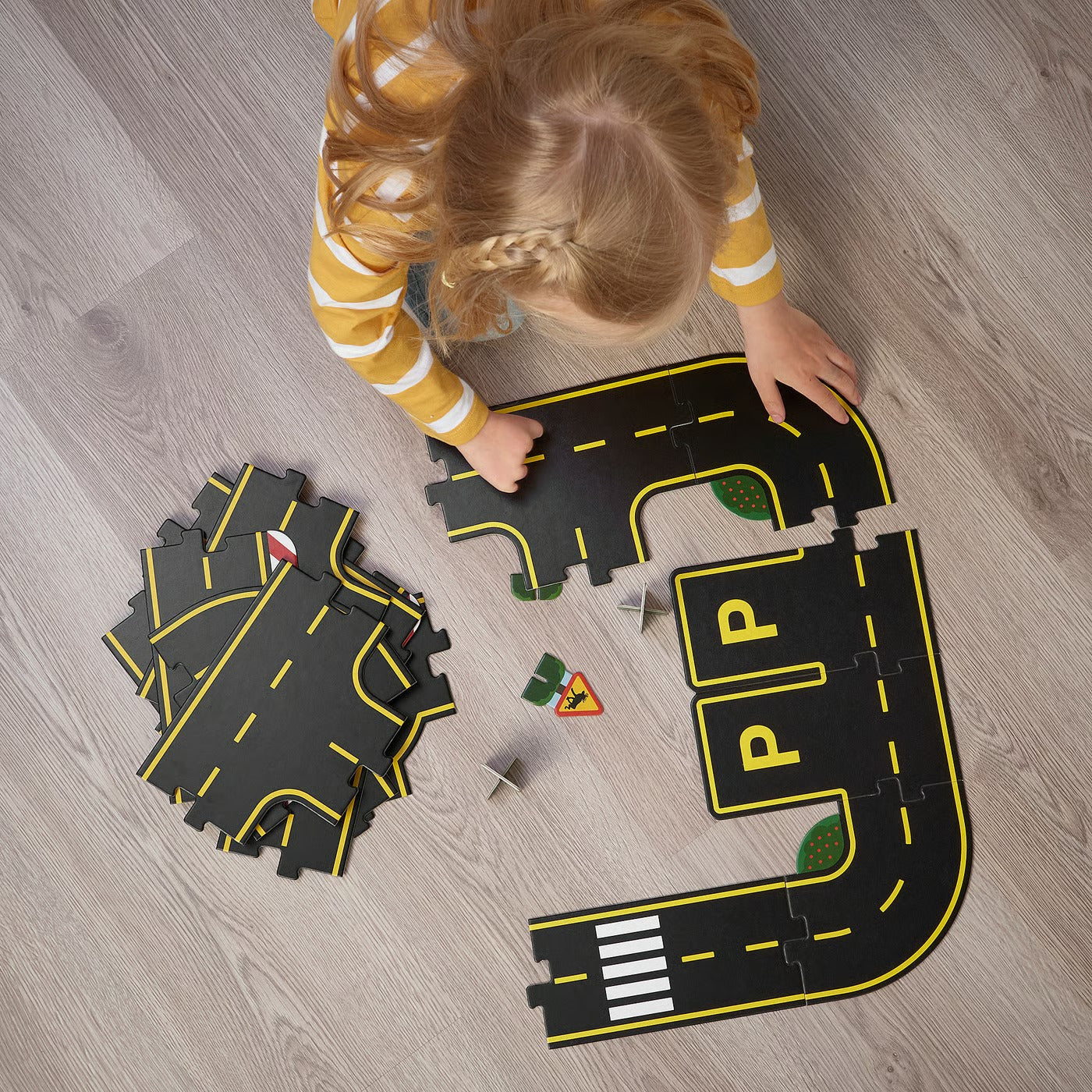 (23 Piece) IKEA RAVUNGE  Kids Car Track Set with Road Pieces & Traffic Signs