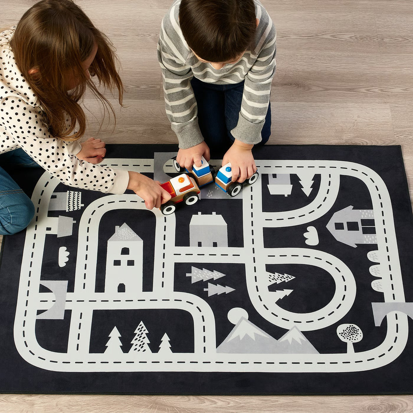 IKEA MARKKRYPARE Rug, dark gray, 74x100 cm (2 ' 5 "x3 ' 3 ")