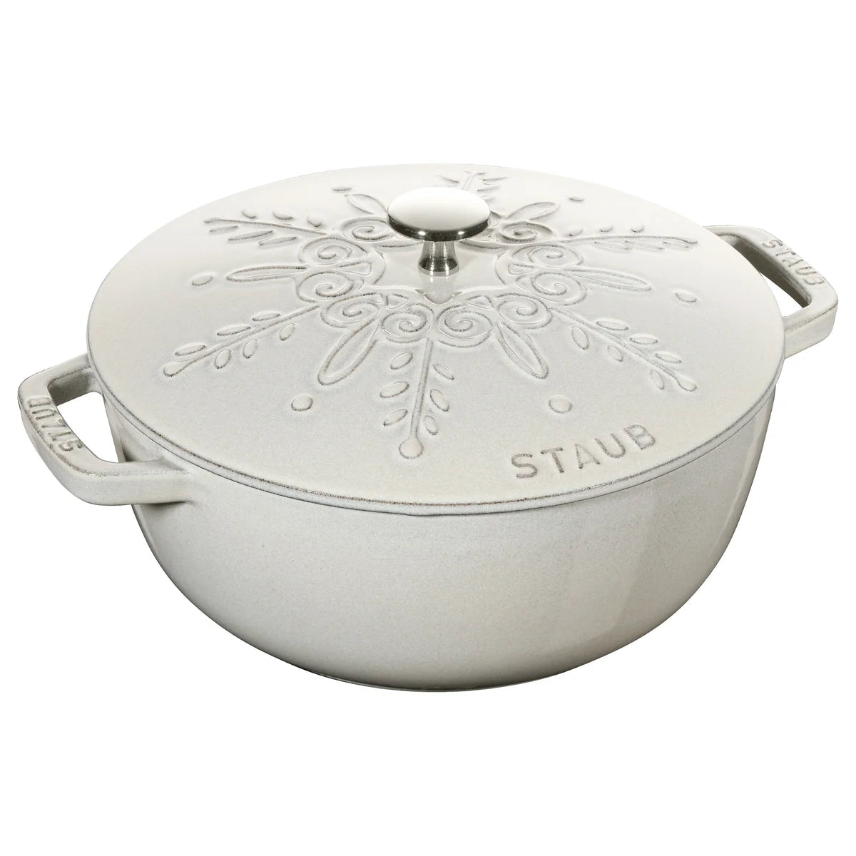 STAUB Winter Essential 3.75qt Oven with Snowflake Lid