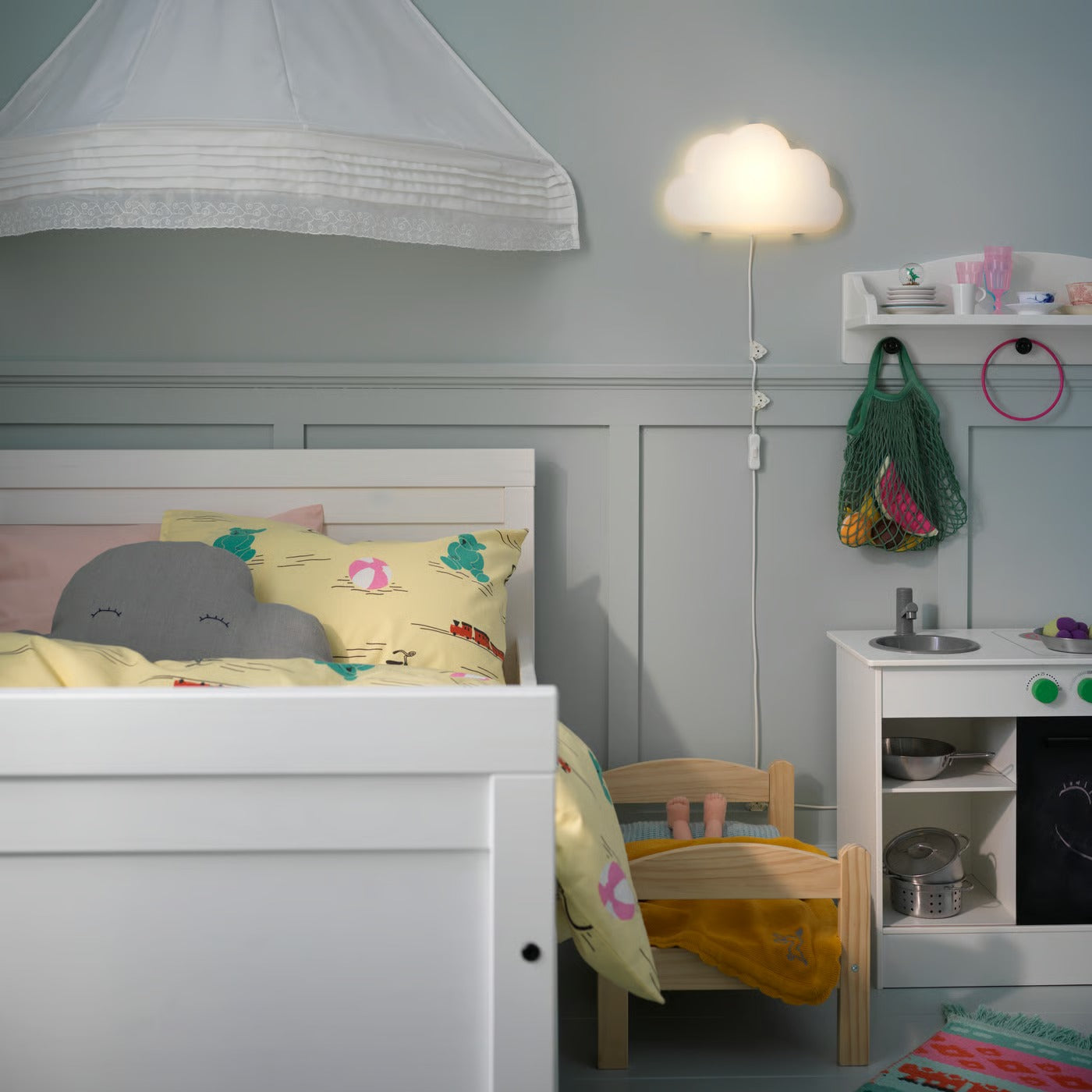 IKEA UPPLYST Cloud-Shaped LED Wall Lamp for Kids – White