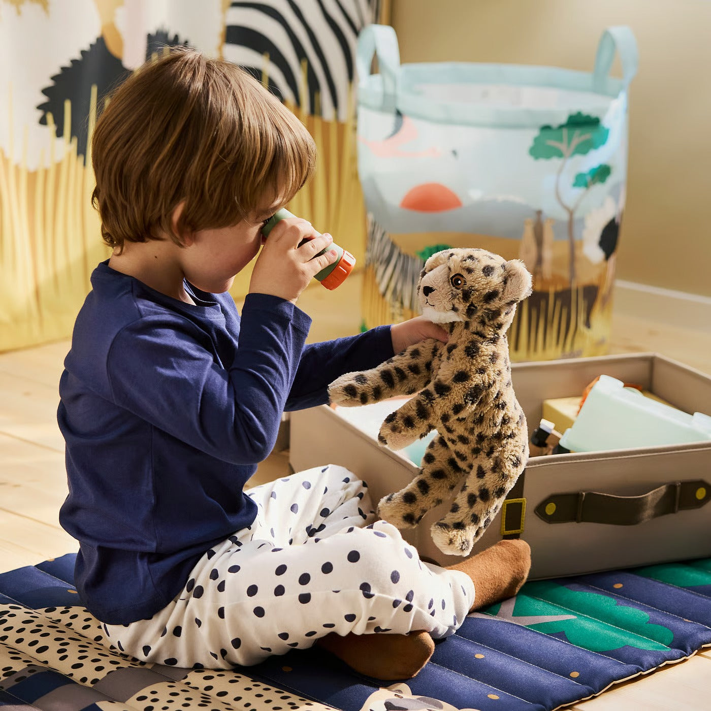 IKEA SANDLÖPARE Soft toy, cheetah cub/beige, 24 cm (9 ½ ")
