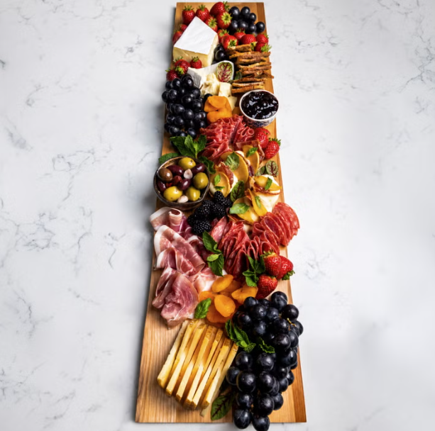 WoodForChef Extra Long Birch Wood Charcuterie Board, 88.9 × 21.59 × 2 cm (35 × 8.5 × 0.75 in), Rustic Wooden Cheese & Serving Platter with Integrated Handles for Appetizers, Parties, Weddings, Kitchen Dining & Entertaining