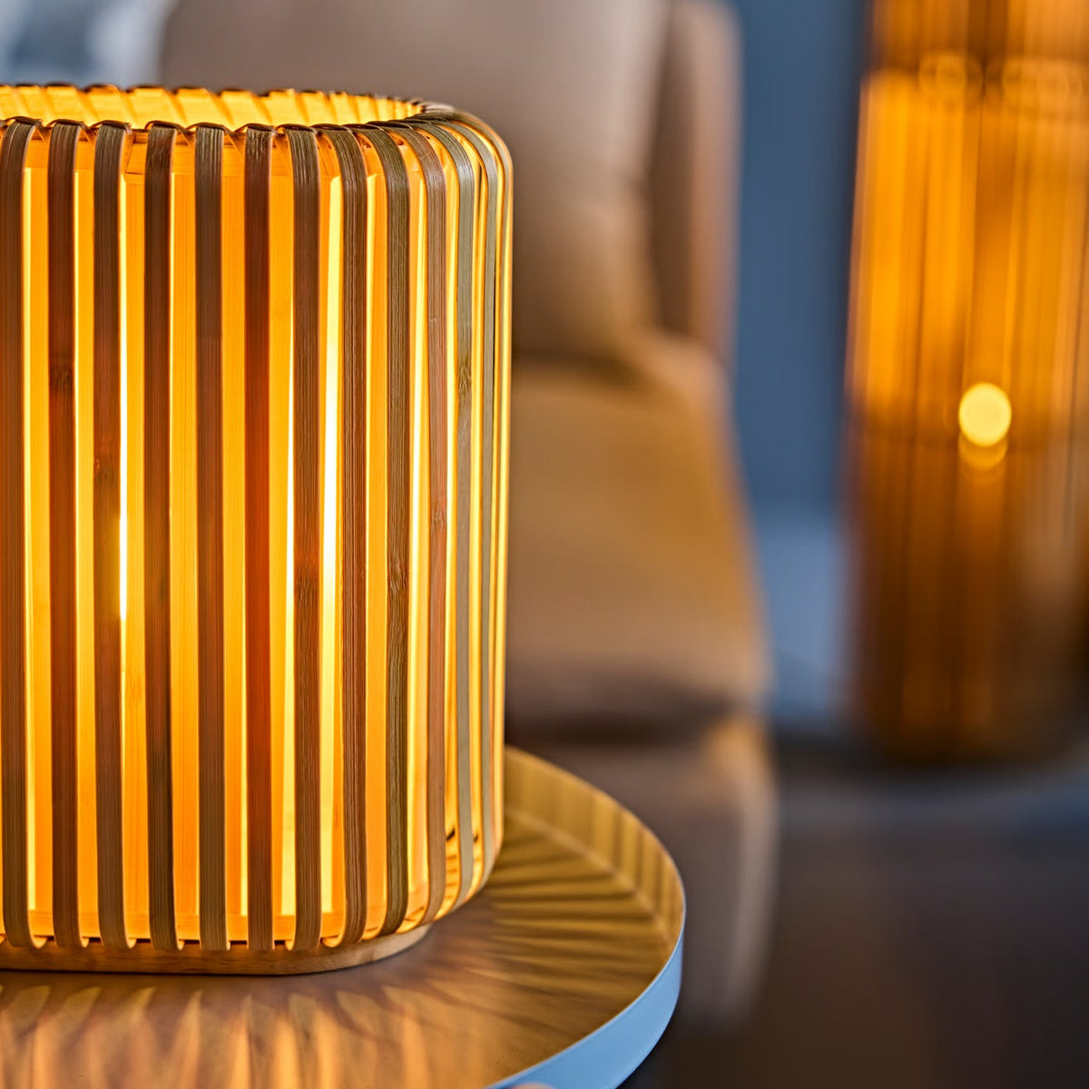 IKEA VARPTROSS Bamboo Table Lamp, Natural Woven Slat Design, 26 cm (10") Height, Decorative Bedside & Accent Lighting, E12 Bulb Base, 2 m Cord, Scandinavian Style Lamp for Bedroom, Living Room, Nightstand & Home Décor
