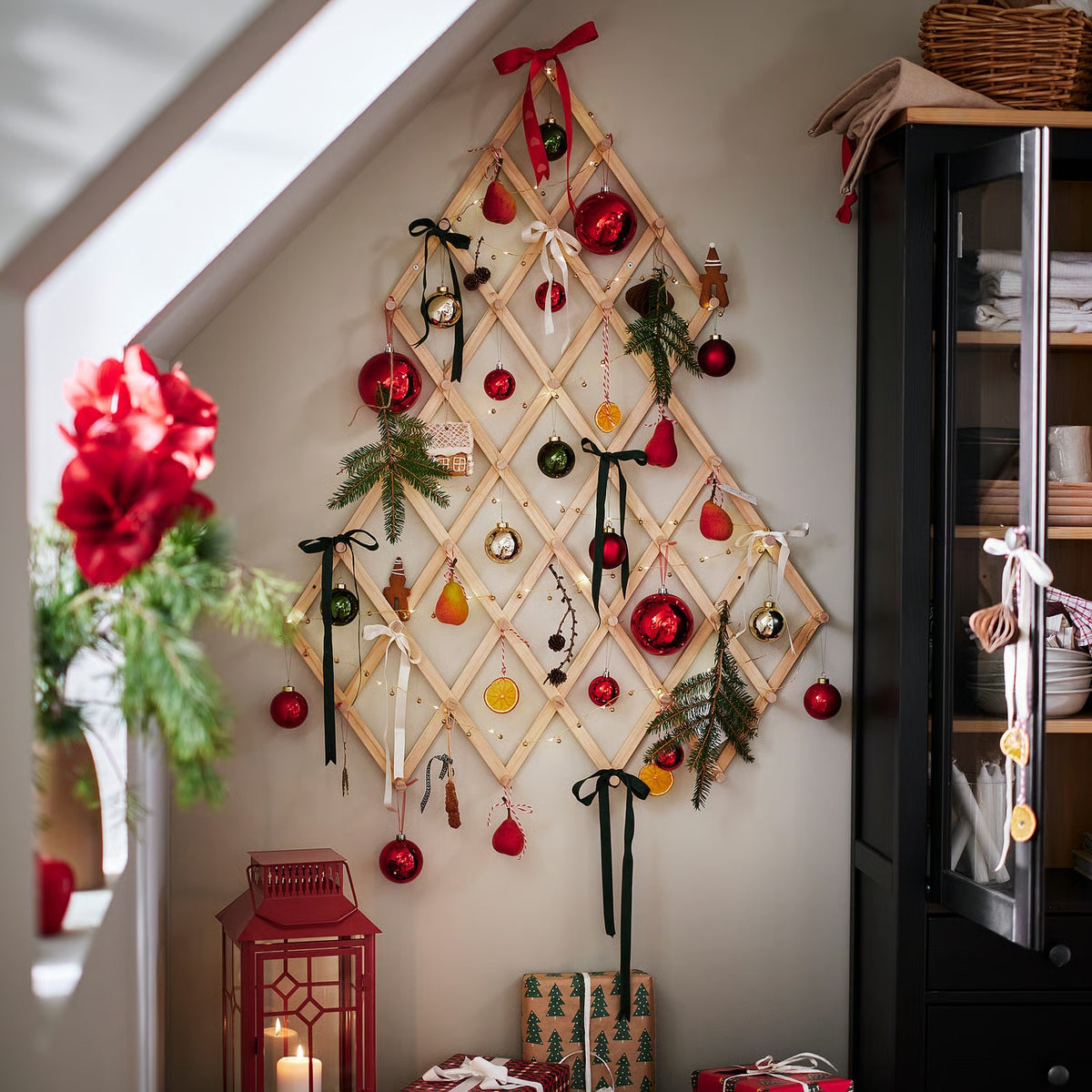 IKEA VINTERFINT Wooden Christmas Tree Wall Decoration, Natural Pine Wood, Adjustable & Foldable Wall-Mounted Xmas Tree, Space-Saving Holiday Ornament Display for Living Room, Bedroom & Home Décor